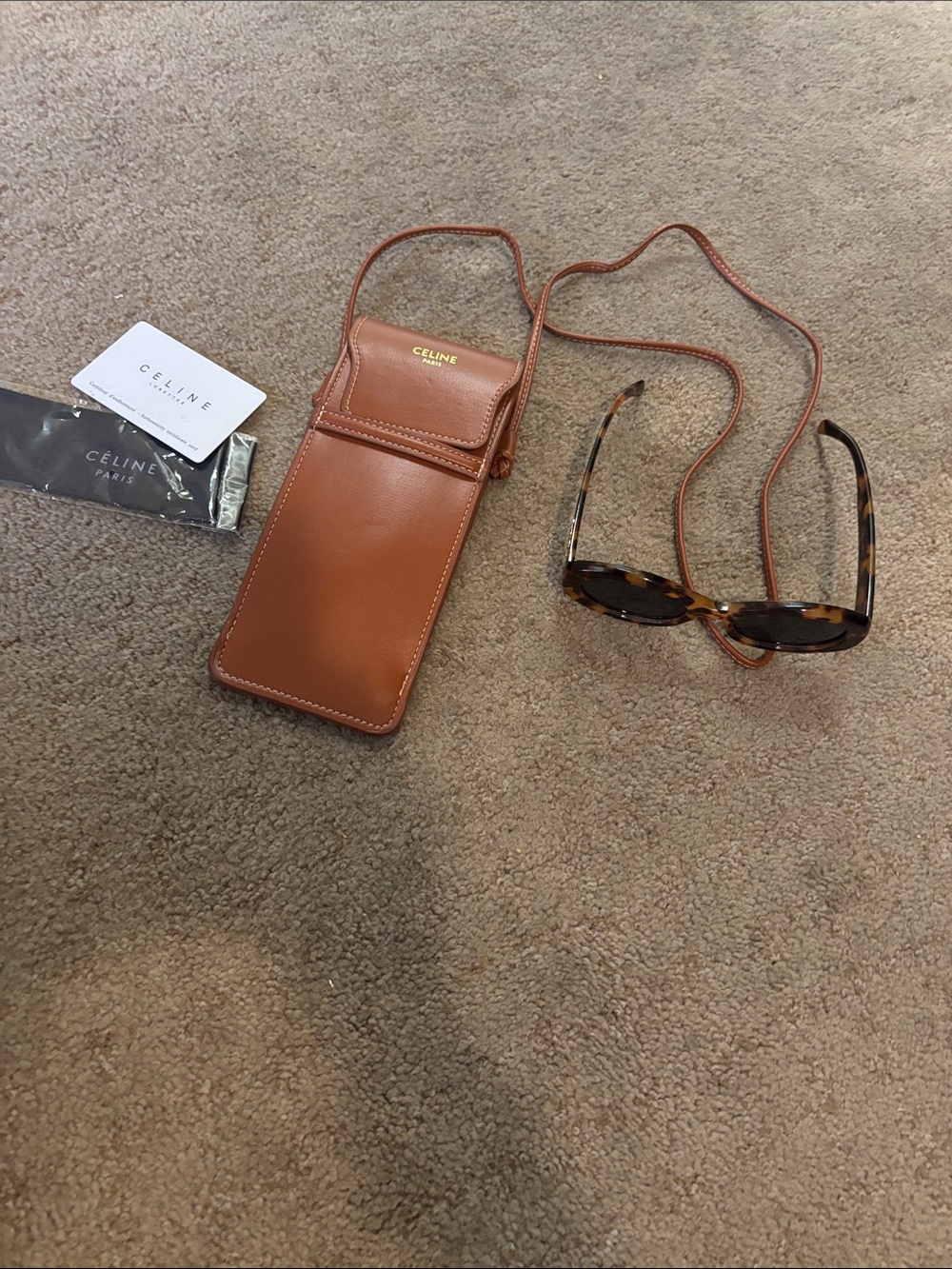 Unbranded designer sunglasses with crossbody pouch